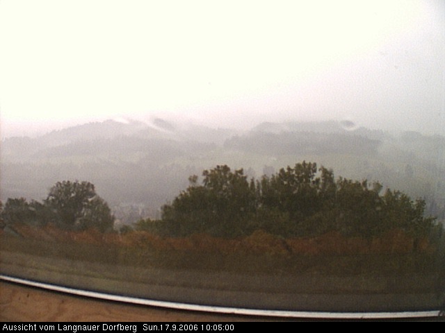 Webcam-Bild: Aussicht vom Dorfberg in Langnau 20060917-100500