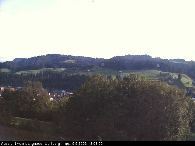 Webcam-Bild: Aussicht vom Dorfberg in Langnau 20060919-180500