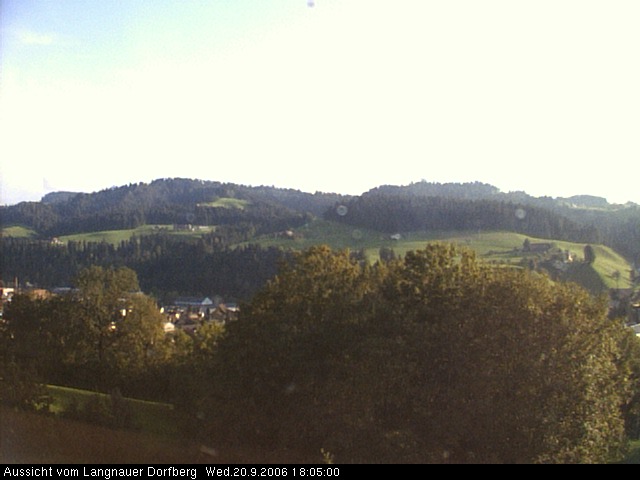 Webcam-Bild: Aussicht vom Dorfberg in Langnau 20060920-180500
