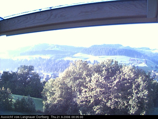 Webcam-Bild: Aussicht vom Dorfberg in Langnau 20060921-080500