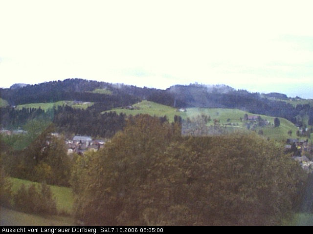 Webcam-Bild: Aussicht vom Dorfberg in Langnau 20061007-080500