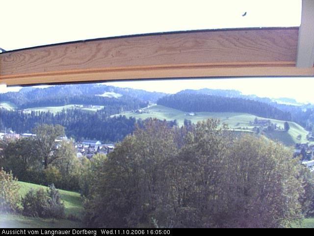 Webcam-Bild: Aussicht vom Dorfberg in Langnau 20061011-160500