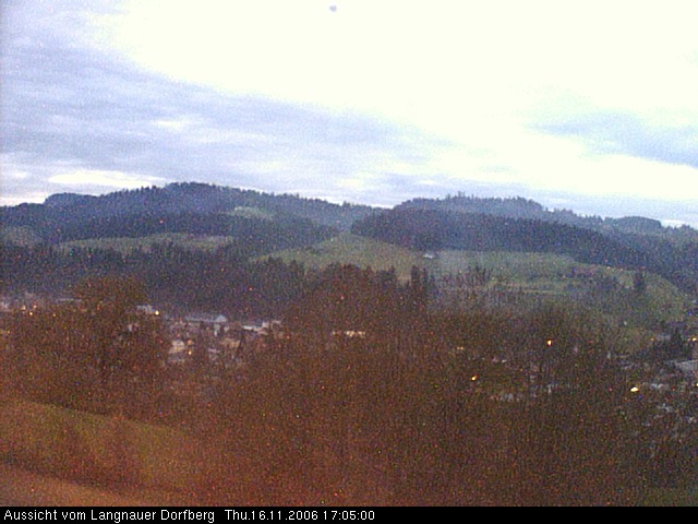 Webcam-Bild: Aussicht vom Dorfberg in Langnau 20061116-170500