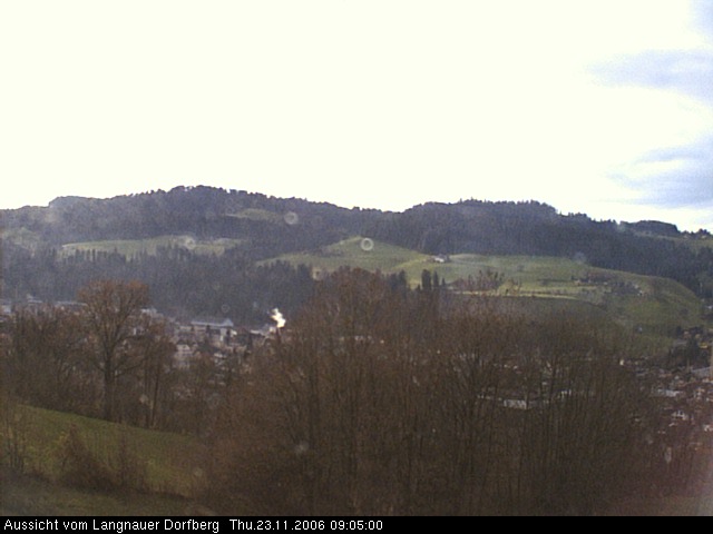Webcam-Bild: Aussicht vom Dorfberg in Langnau 20061123-090500