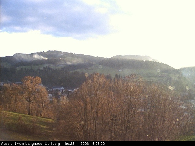 Webcam-Bild: Aussicht vom Dorfberg in Langnau 20061123-160500