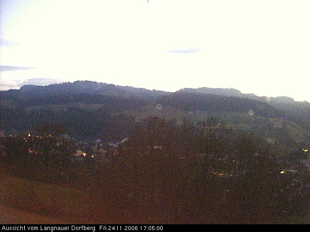 Webcam-Bild: Aussicht vom Dorfberg in Langnau 20061124-170500