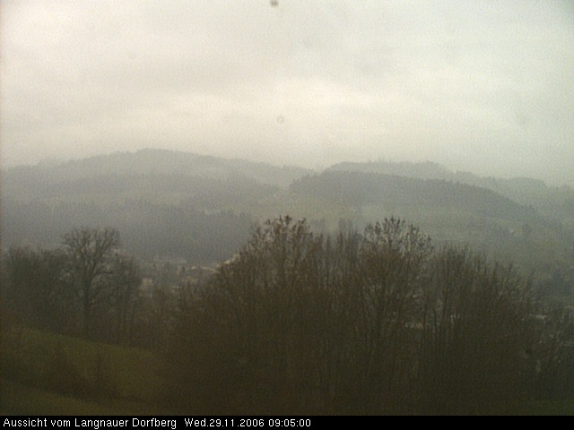 Webcam-Bild: Aussicht vom Dorfberg in Langnau 20061129-090500