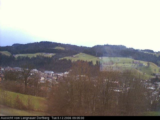 Webcam-Bild: Aussicht vom Dorfberg in Langnau 20061205-090500