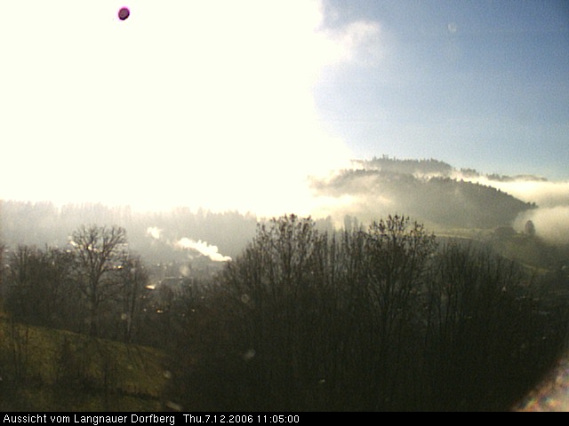 Webcam-Bild: Aussicht vom Dorfberg in Langnau 20061207-110500