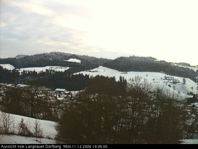 Webcam-Bild: Aussicht vom Dorfberg in Langnau 20061211-160500