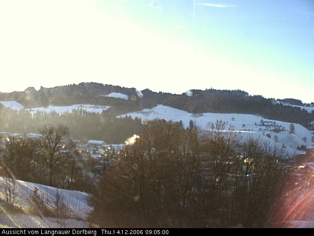 Webcam-Bild: Aussicht vom Dorfberg in Langnau 20061214-090500