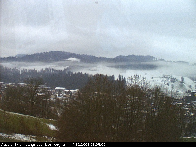 Webcam-Bild: Aussicht vom Dorfberg in Langnau 20061217-080500