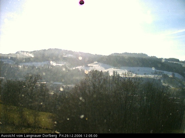 Webcam-Bild: Aussicht vom Dorfberg in Langnau 20061229-120500