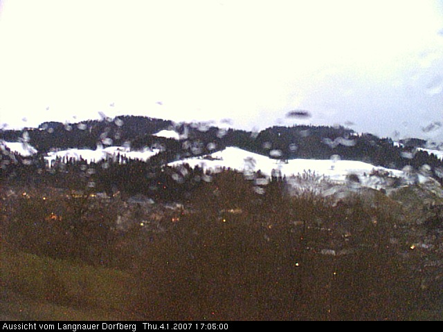 Webcam-Bild: Aussicht vom Dorfberg in Langnau 20070104-170500