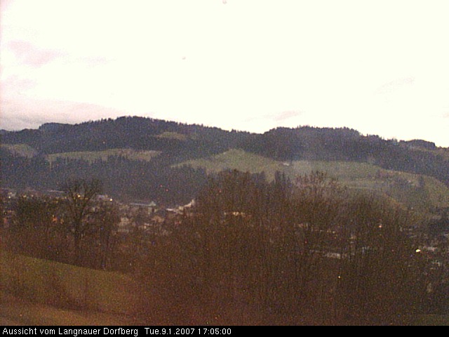 Webcam-Bild: Aussicht vom Dorfberg in Langnau 20070109-170500