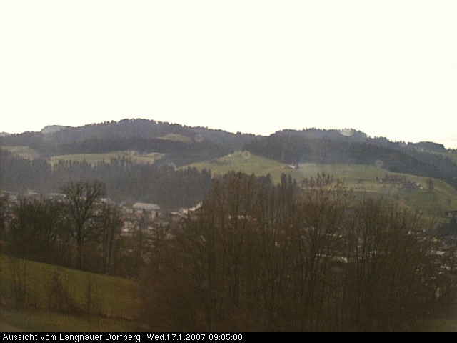 Webcam-Bild: Aussicht vom Dorfberg in Langnau 20070117-090500
