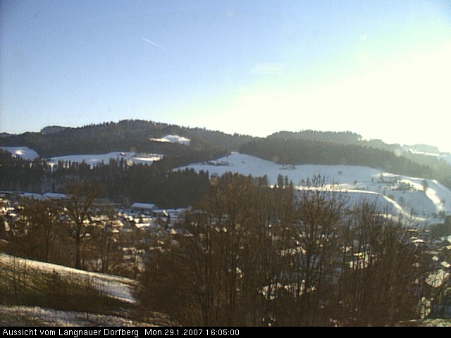 Webcam-Bild: Aussicht vom Dorfberg in Langnau 20070129-160500