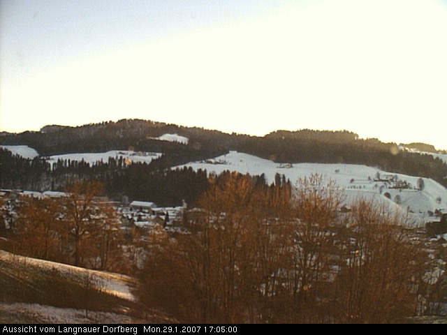 Webcam-Bild: Aussicht vom Dorfberg in Langnau 20070129-170500