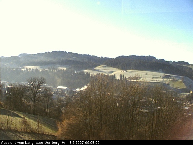 Webcam-Bild: Aussicht vom Dorfberg in Langnau 20070216-090500