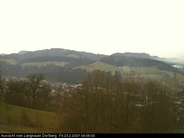 Webcam-Bild: Aussicht vom Dorfberg in Langnau 20070223-090500