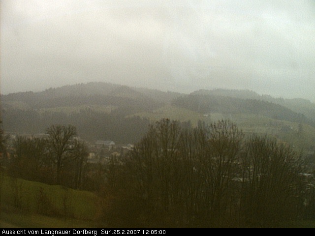 Webcam-Bild: Aussicht vom Dorfberg in Langnau 20070225-120500