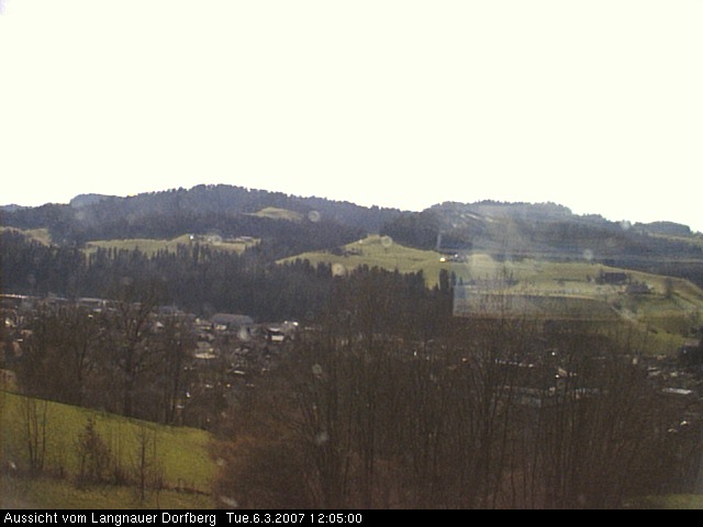 Webcam-Bild: Aussicht vom Dorfberg in Langnau 20070306-120500