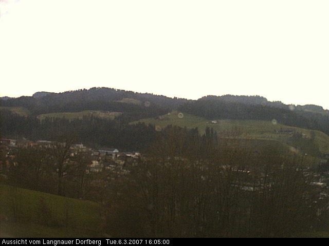 Webcam-Bild: Aussicht vom Dorfberg in Langnau 20070306-160500