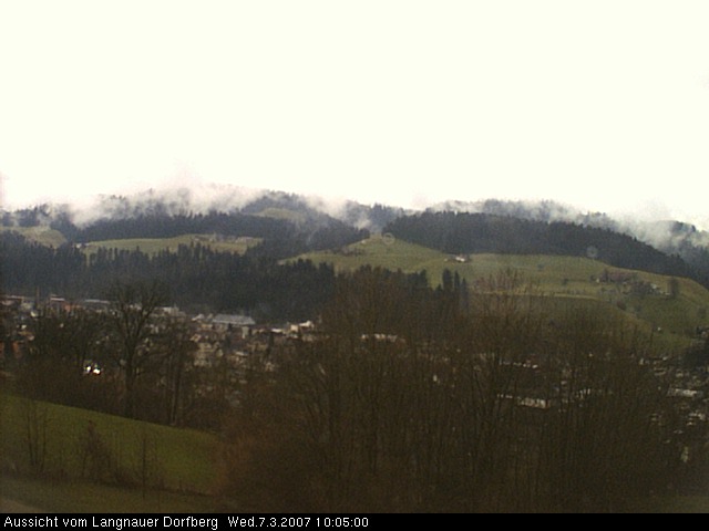 Webcam-Bild: Aussicht vom Dorfberg in Langnau 20070307-100500