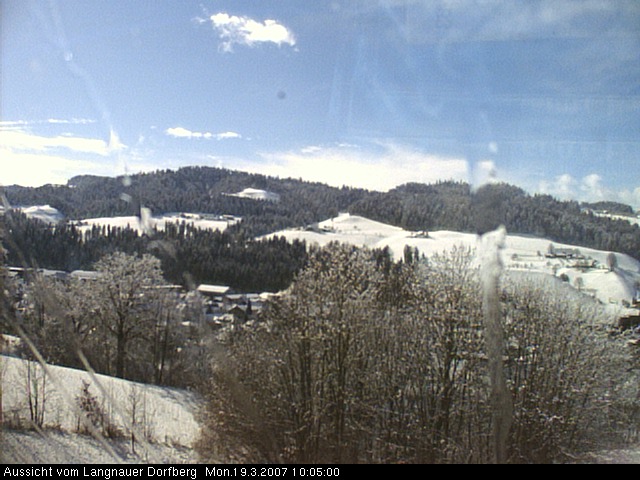 Webcam-Bild: Aussicht vom Dorfberg in Langnau 20070319-100500