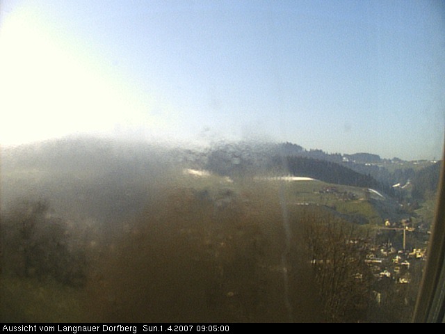 Webcam-Bild: Aussicht vom Dorfberg in Langnau 20070401-090500
