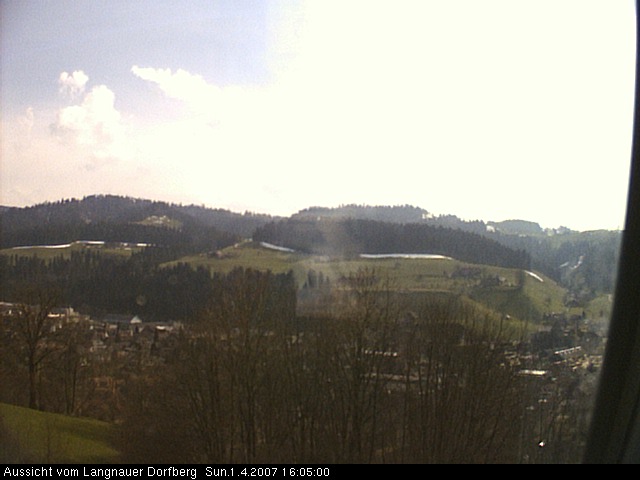 Webcam-Bild: Aussicht vom Dorfberg in Langnau 20070401-160500