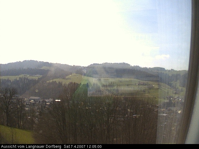 Webcam-Bild: Aussicht vom Dorfberg in Langnau 20070407-120500