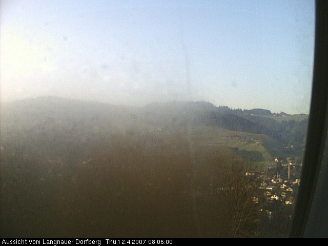 Webcam-Bild: Aussicht vom Dorfberg in Langnau 20070412-080500