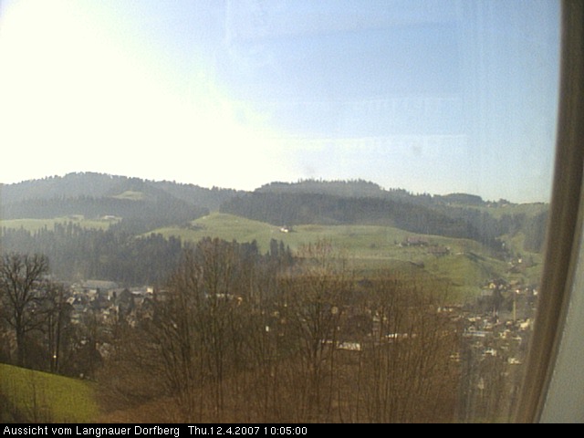 Webcam-Bild: Aussicht vom Dorfberg in Langnau 20070412-100500