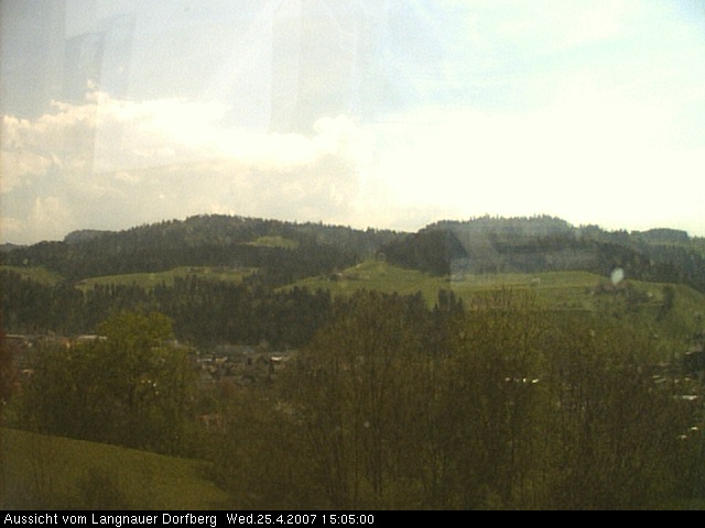 Webcam-Bild: Aussicht vom Dorfberg in Langnau 20070425-150500
