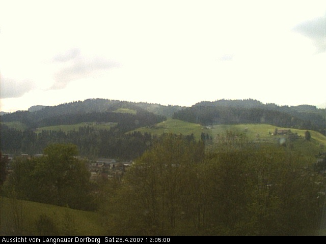Webcam-Bild: Aussicht vom Dorfberg in Langnau 20070428-120500