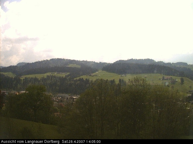 Webcam-Bild: Aussicht vom Dorfberg in Langnau 20070428-140500