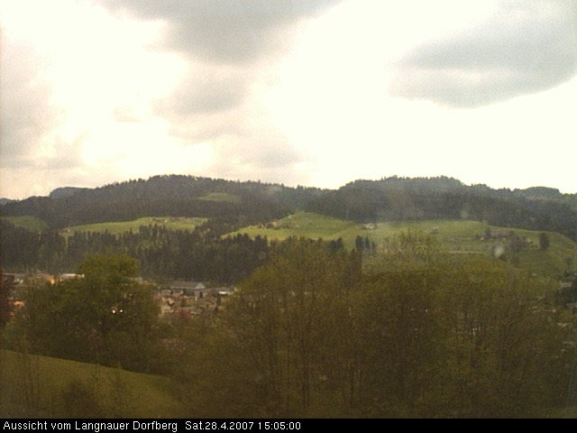 Webcam-Bild: Aussicht vom Dorfberg in Langnau 20070428-150500