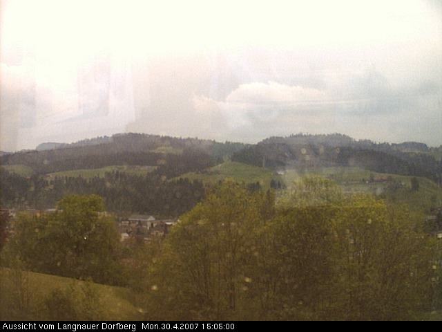 Webcam-Bild: Aussicht vom Dorfberg in Langnau 20070430-150500
