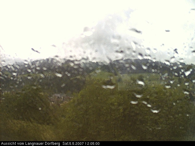 Webcam-Bild: Aussicht vom Dorfberg in Langnau 20070505-120500
