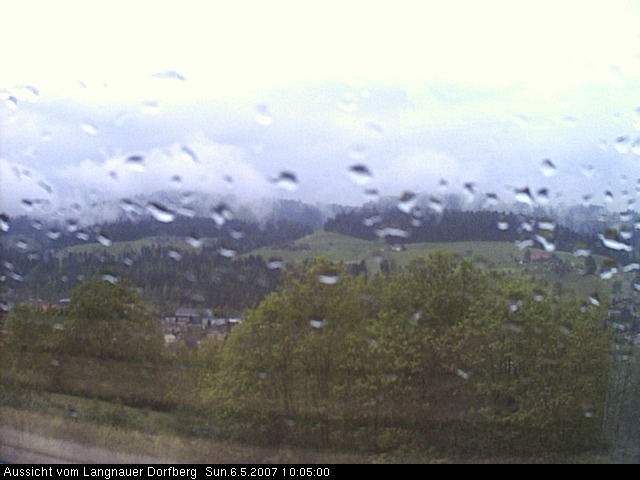 Webcam-Bild: Aussicht vom Dorfberg in Langnau 20070506-100500