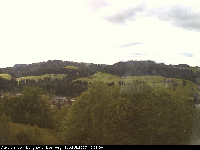 Webcam-Bild: Aussicht vom Dorfberg in Langnau 20070508-120500