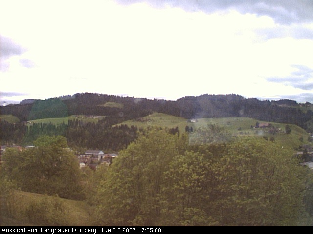 Webcam-Bild: Aussicht vom Dorfberg in Langnau 20070508-170500