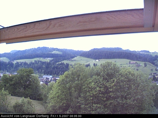 Webcam-Bild: Aussicht vom Dorfberg in Langnau 20070511-080500