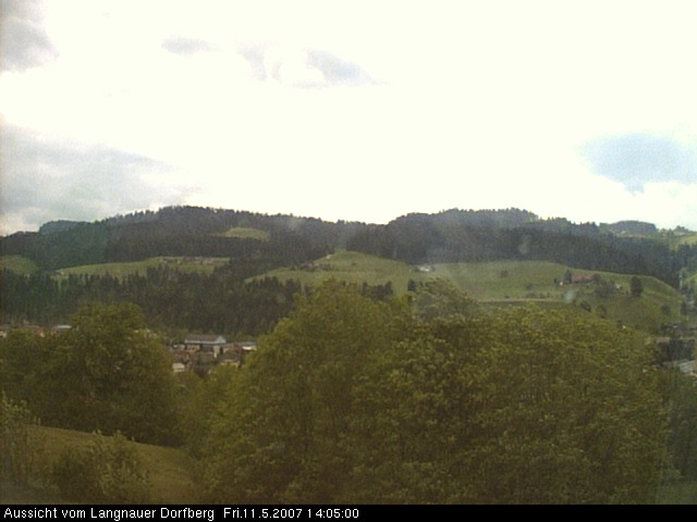 Webcam-Bild: Aussicht vom Dorfberg in Langnau 20070511-140500
