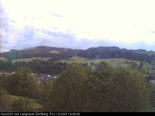 Webcam-Bild: Aussicht vom Dorfberg in Langnau 20070511-160500