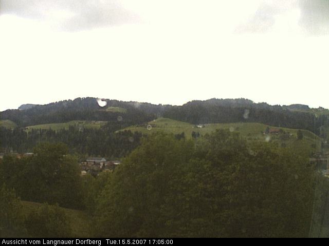 Webcam-Bild: Aussicht vom Dorfberg in Langnau 20070515-170500