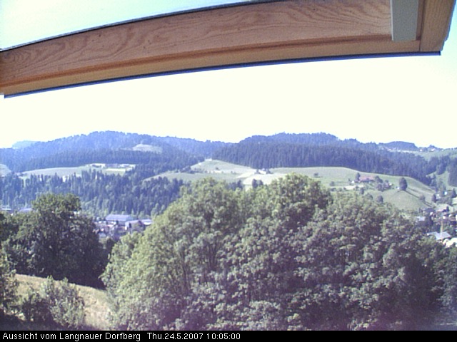 Webcam-Bild: Aussicht vom Dorfberg in Langnau 20070524-100500