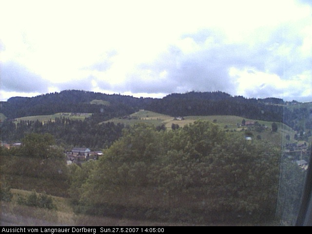 Webcam-Bild: Aussicht vom Dorfberg in Langnau 20070527-140500