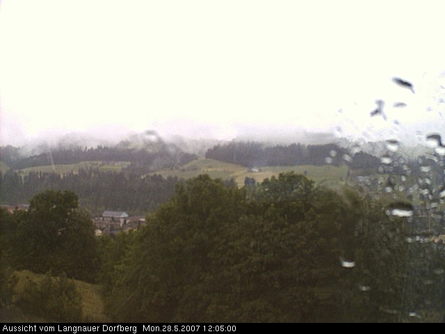 Webcam-Bild: Aussicht vom Dorfberg in Langnau 20070528-120500